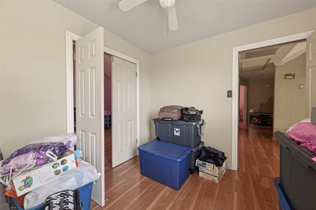 6106 Santa Christi Drive, Houston, TX 77053