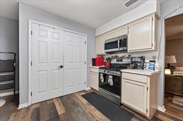 5529 Rainbow Lane, Crestview, FL 32539