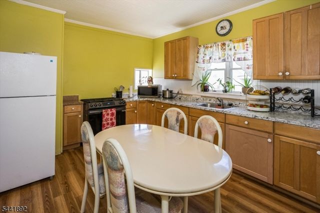132 Boonton Ave, Boonton Town, NJ 07005