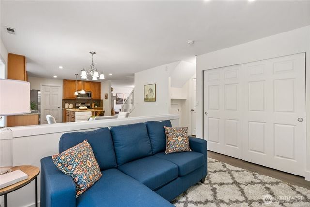 2711 105th Avenue SE, Lake Stevens, WA 98258