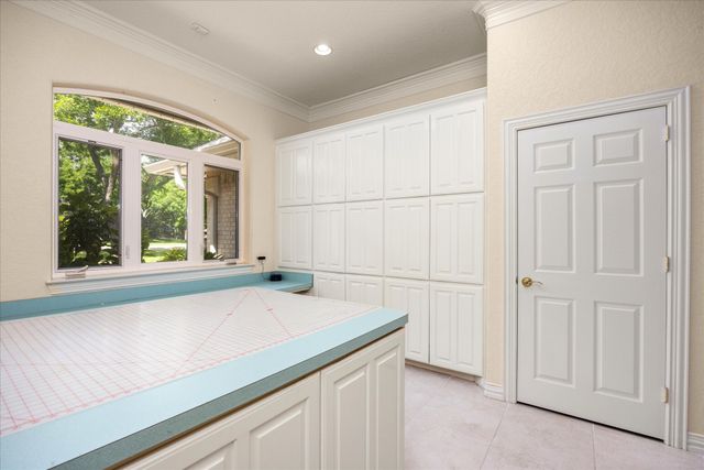 5501 Flagstick Drive, Granbury, TX 76049