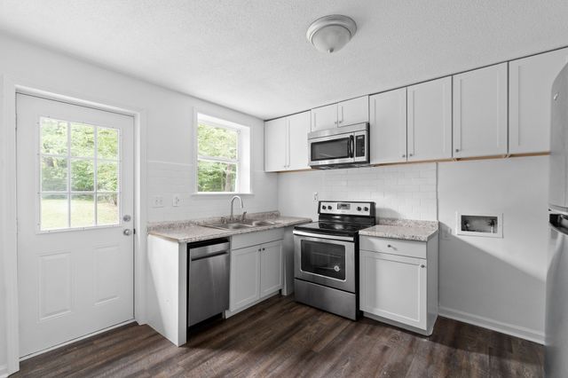 706 Britton Springs Rd, Clarksville, TN 37042