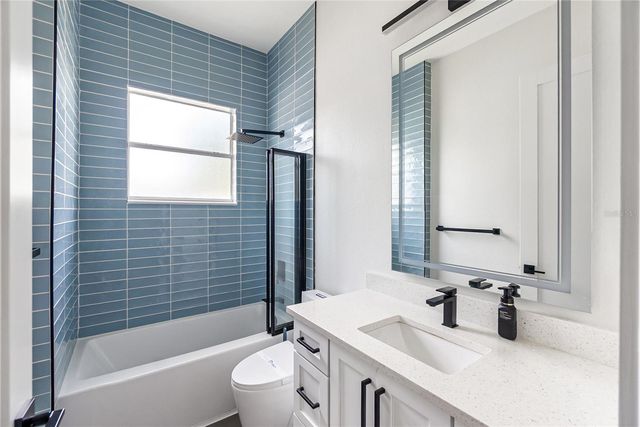 6603 38TH STREET E, Sarasota, FL 34243