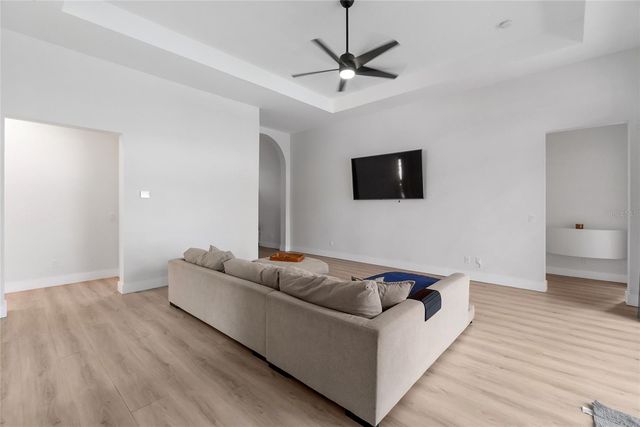 6603 38TH STREET E, Sarasota, FL 34243