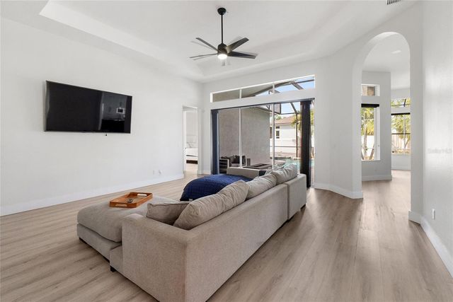 6603 38TH STREET E, Sarasota, FL 34243