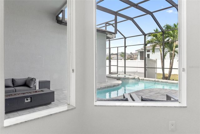 6603 38TH STREET E, Sarasota, FL 34243