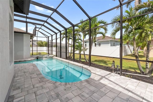 6603 38TH STREET E, Sarasota, FL 34243