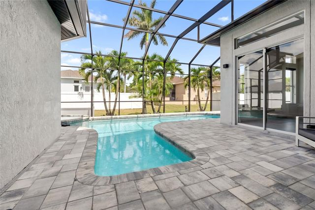 6603 38TH STREET E, Sarasota, FL 34243