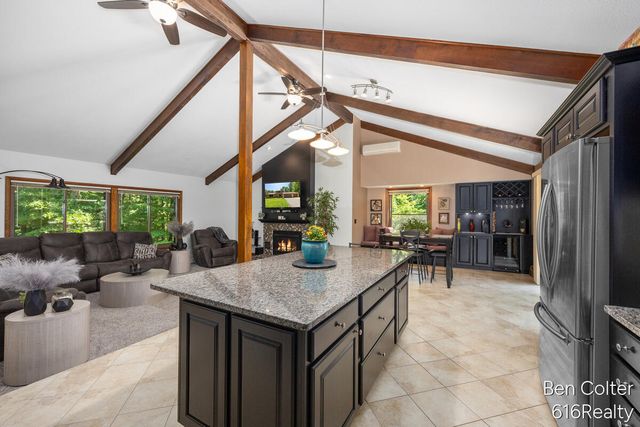 3161 Emberwood Drive SE, Lowell, MI 49331