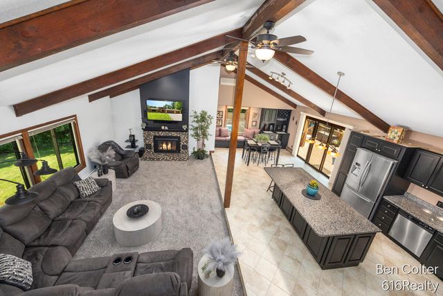 3161 Emberwood Drive SE, Lowell, MI 49331