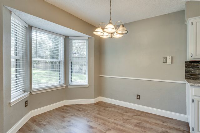 3104 Steve Drive, Hurst, TX 76054