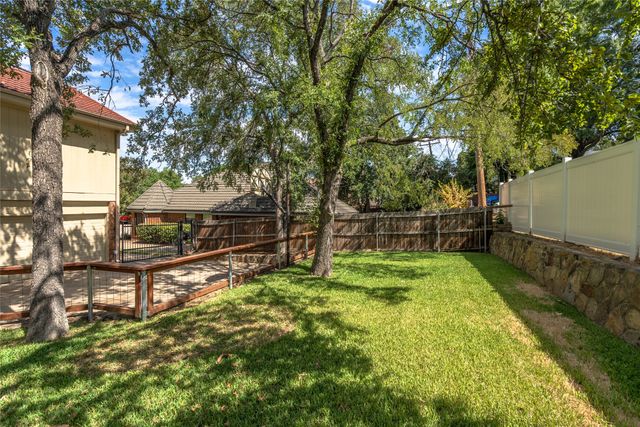 3104 Steve Drive, Hurst, TX 76054