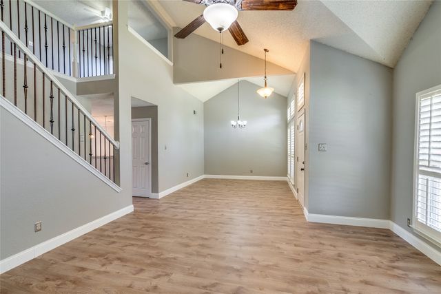 3104 Steve Drive, Hurst, TX 76054