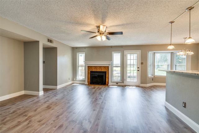 3104 Steve Drive, Hurst, TX 76054