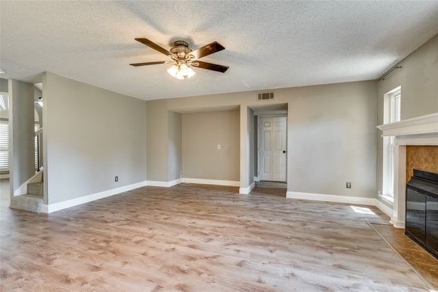 3104 Steve Drive, Hurst, TX 76054