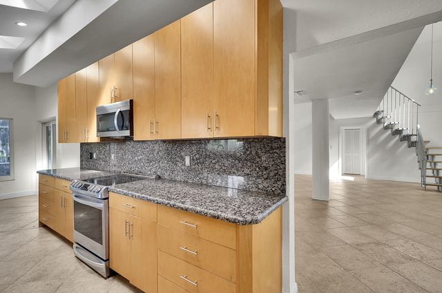 2617 NW 41st Street, Boca Raton, FL 33434