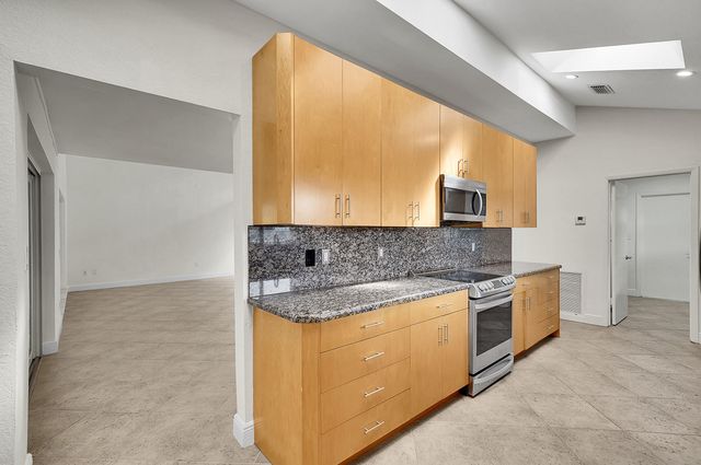 2617 NW 41st Street, Boca Raton, FL 33434