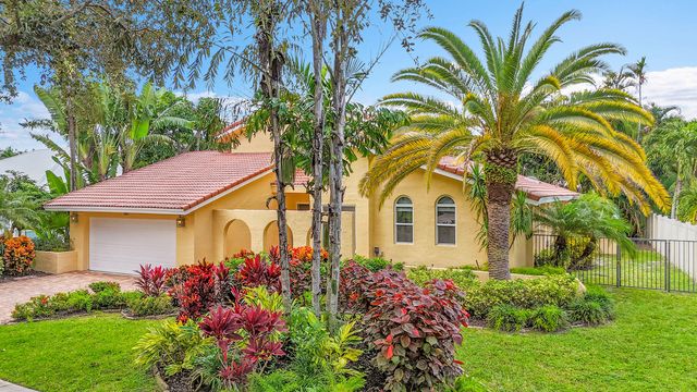 2617 NW 41st Street, Boca Raton, FL 33434