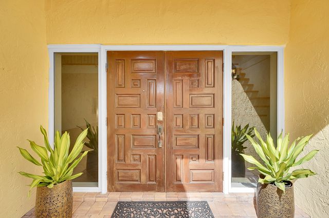 2617 NW 41st Street, Boca Raton, FL 33434