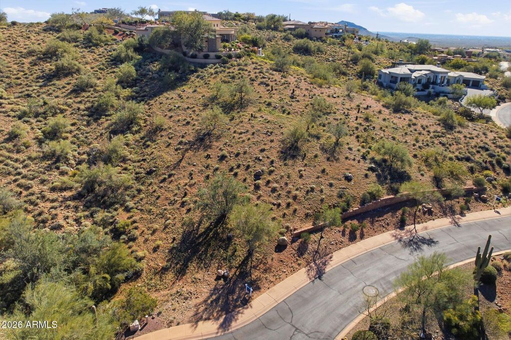 Image 10 of property listing at 10125 N MCDOWELL VIEW Trail 22, Fountain Hills, AZ 85268