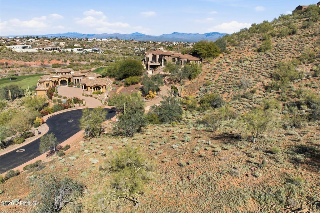Image 9 of property listing at 10125 N MCDOWELL VIEW Trail 22, Fountain Hills, AZ 85268