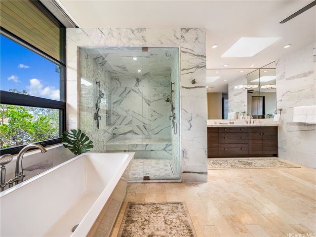 766 Mokulua Drive, Kailua, HI 96734