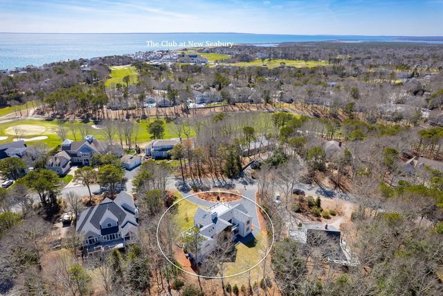 46 Greensward Circle, Mashpee, MA 02649