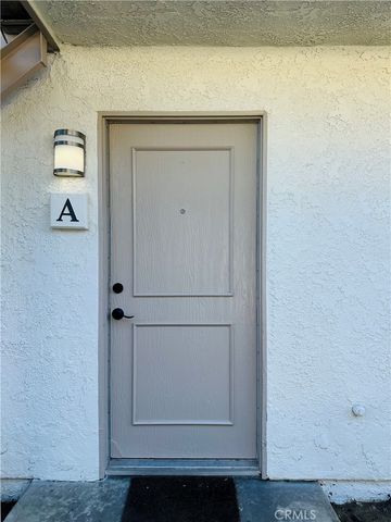 2815 S Fairview A, Santa Ana, CA 92704