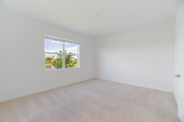 8618 Via Mar, Lake Worth, FL 33467