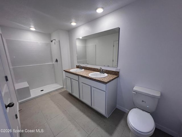 340 Wendover Road SW, Palm Bay, FL 32908