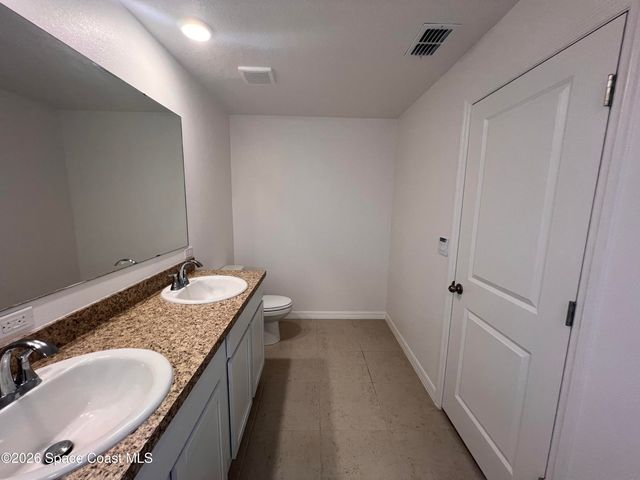 340 Wendover Road SW, Palm Bay, FL 32908