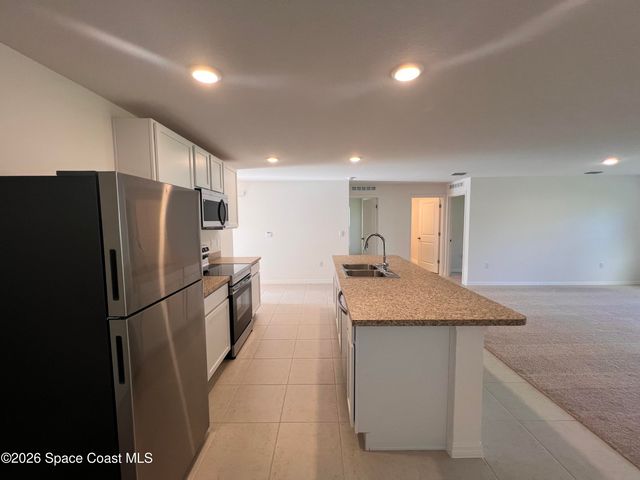 340 Wendover Road SW, Palm Bay, FL 32908