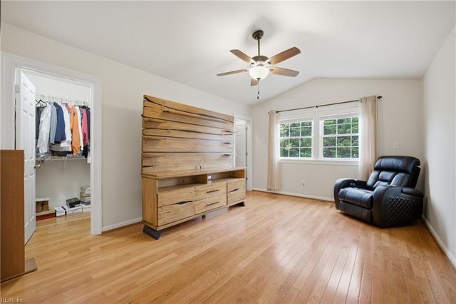 23 Prince George DR, Hampton, VA 23669