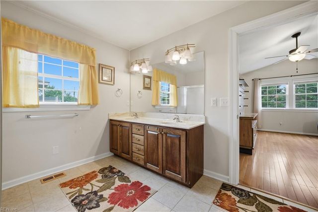 23 Prince George DR, Hampton, VA 23669
