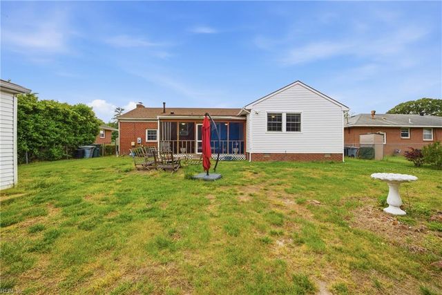 23 Prince George DR, Hampton, VA 23669
