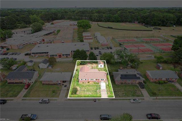 23 Prince George DR, Hampton, VA 23669