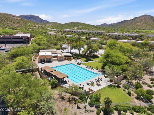 835 S Deer Meadow Loop, Tucson, AZ 85745