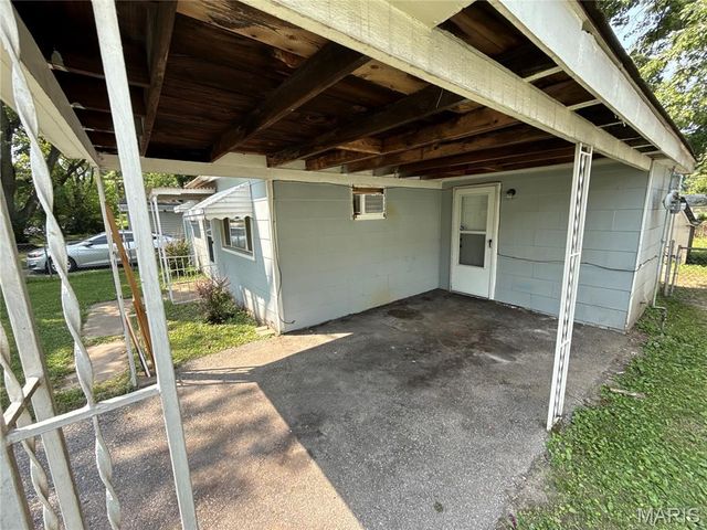 10245 Duke Drive, Unincorporated, MO 63136