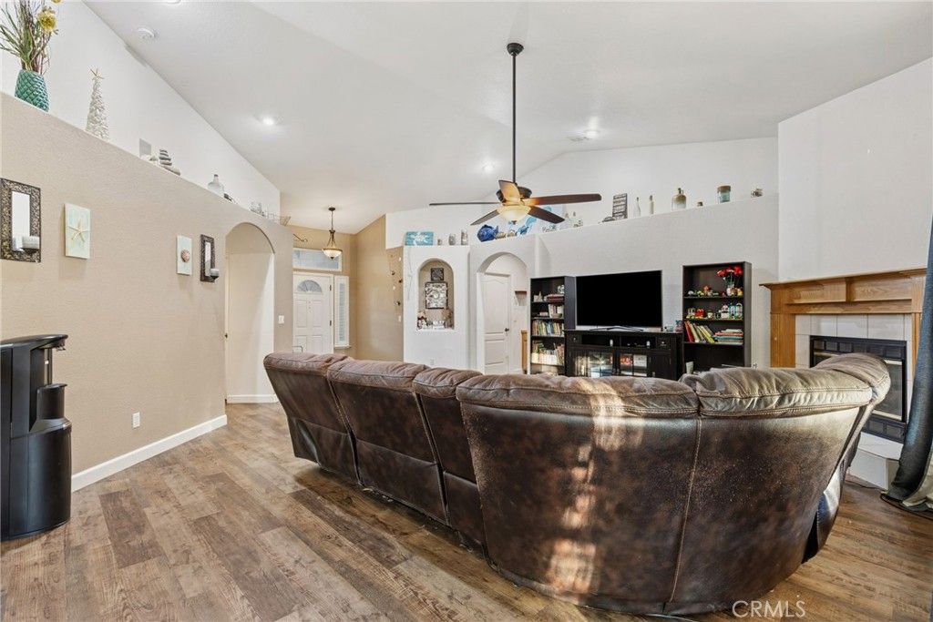 Image 16 of property listing at 1126 Sprig Court, Merced, CA 95340