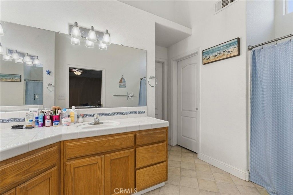 Image 27 of property listing at 1126 Sprig Court, Merced, CA 95340