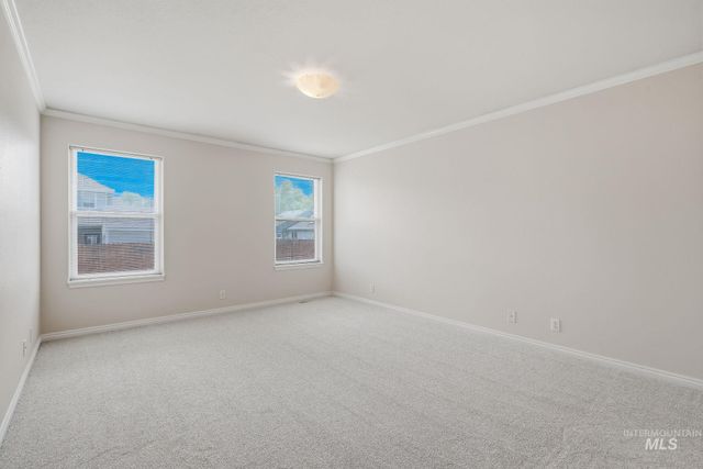 2247 E Gleneagle Dr, Eagle, ID 83616