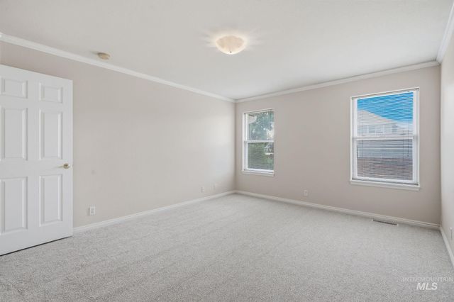 2247 E Gleneagle Dr, Eagle, ID 83616