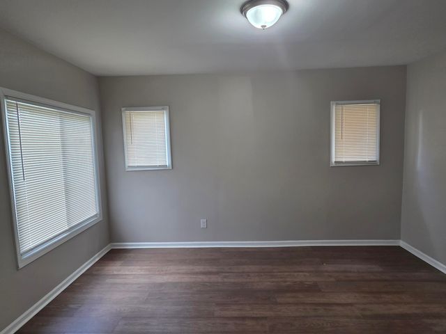 15765 Ward Avenue, Detroit, MI 48227