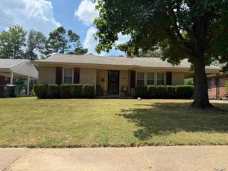 1615 DELMONT RD, Memphis, TN 38117