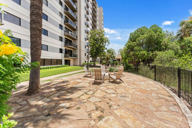 40 N Interstate 35 11B2, Austin, TX 78701