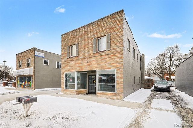 1638 S Wayne Road, Westland, MI 48186