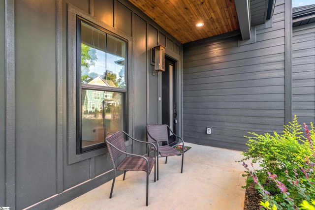 105 David Street, Greenville, SC 29609