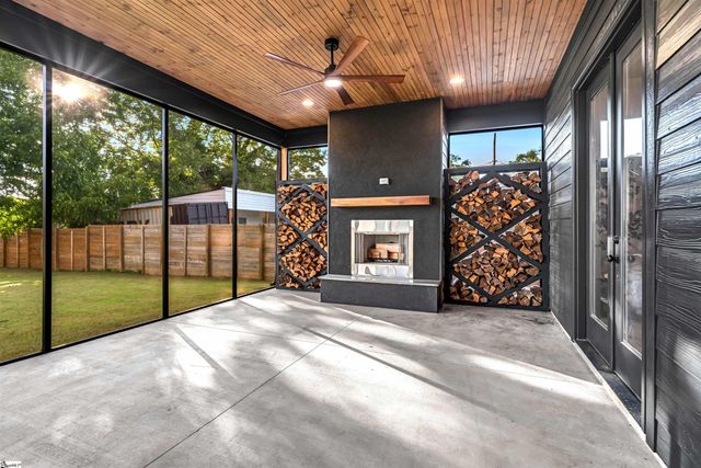 105 David Street, Greenville, SC 29609