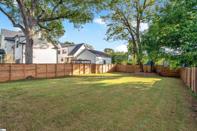 105 David Street, Greenville, SC 29609