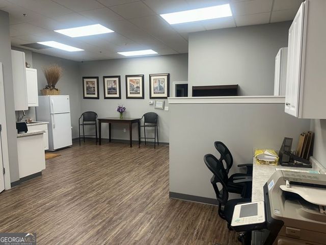 1961 Highway 42 N, Mcdonough, GA 30253